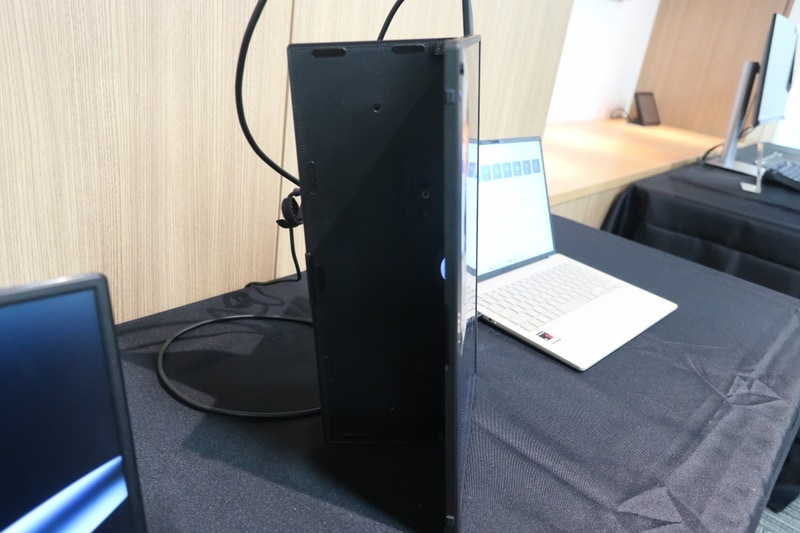 キックスタンドは縦置きに対応できる