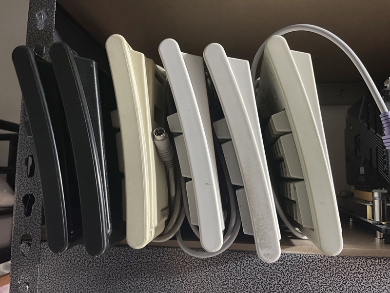 KB-3920/KU-3920/KB-8920の備蓄。このほか、常用2枚、予備1枚、実家に4枚を保有している