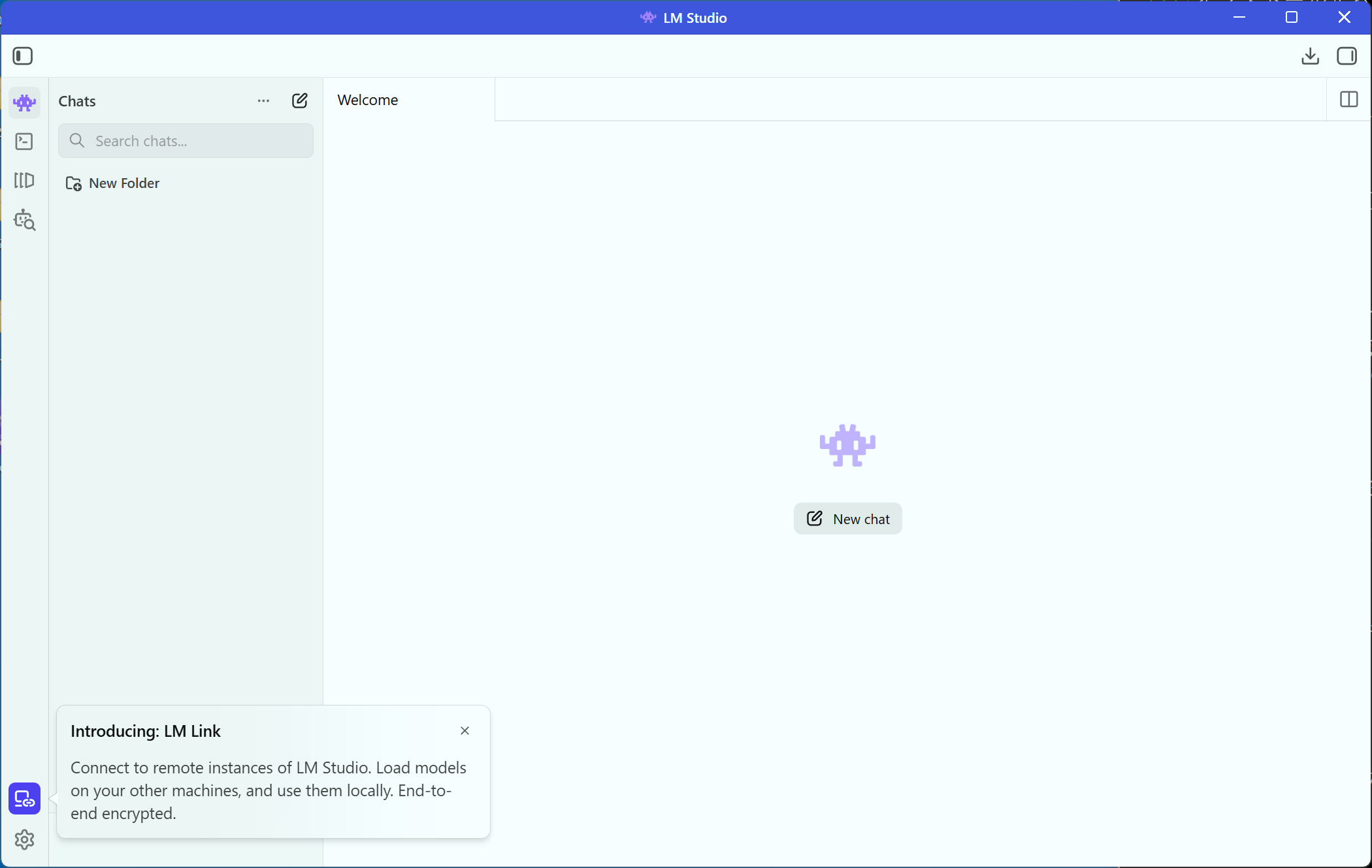 LM Studioの画面が起動する。LM Studio上でLLMを始めるには中央の[New Chat]ボタンをクリック