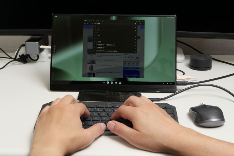 キーボードが接続されると、直接キーボードで文字入力が可能となる