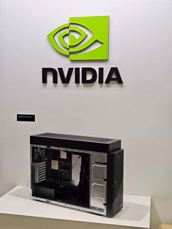 昨年のCOMPUTEXで展示されたDGX Station(昨年のCOMPUTEX 25で撮影)