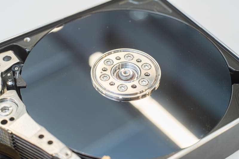 磁気ディスクのプラッタ(円板)