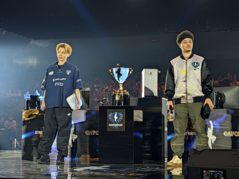 グランドファイナルに出場したさはらとKilzyouの2人