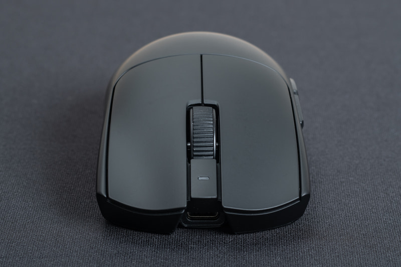 左右対称の形状。シンプルな外観だ