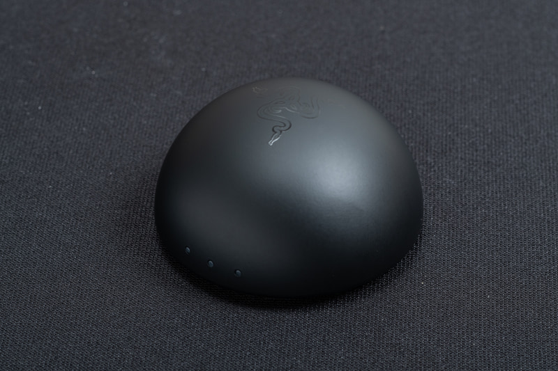 レシーバにLEDインジケータが用意されている