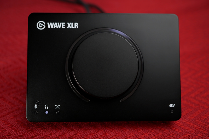 イヤフォンボリュームは白で表示