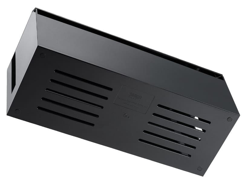 底面にもスリットを設けて放熱を図る