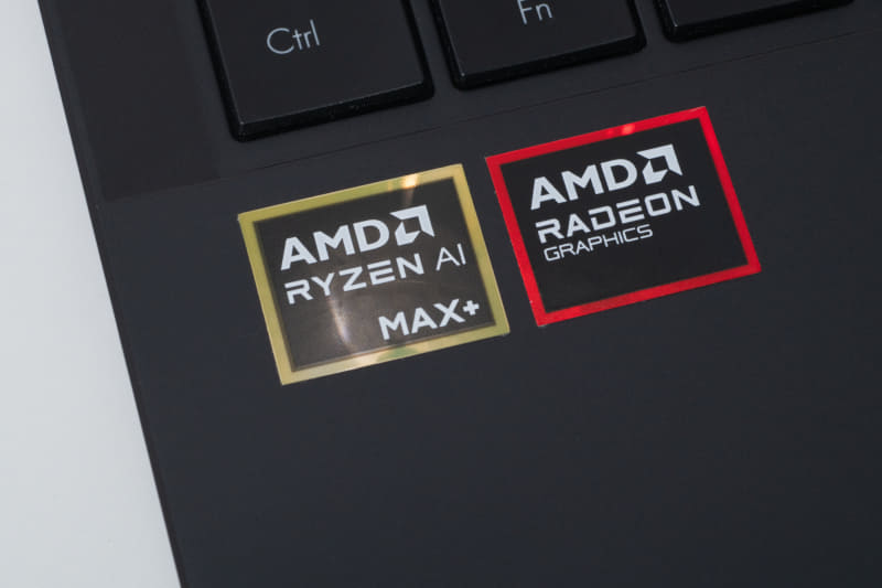 AMDのRyzen AI MAX+ 395とRadeon 8060S Graphicsを搭載