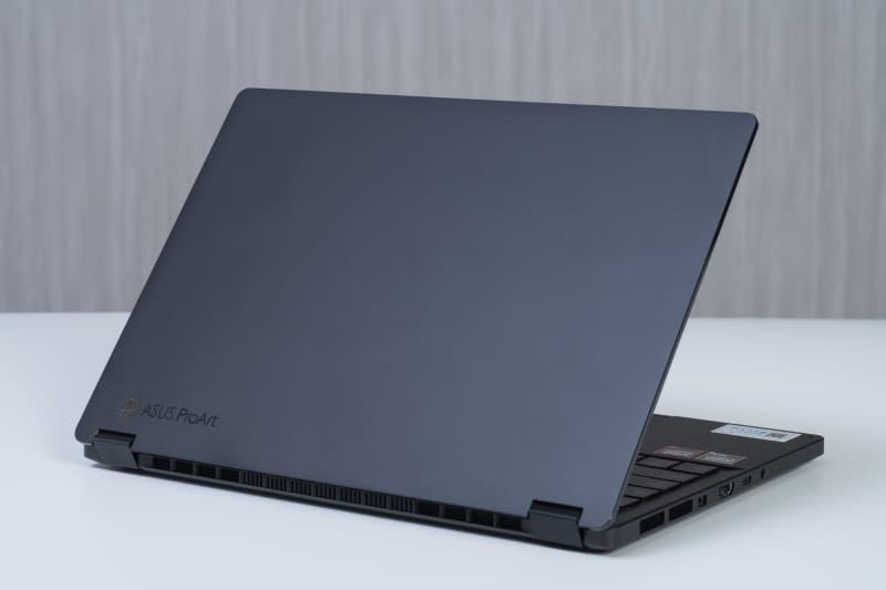 MIL-STD 810H準拠の頑丈な筐体