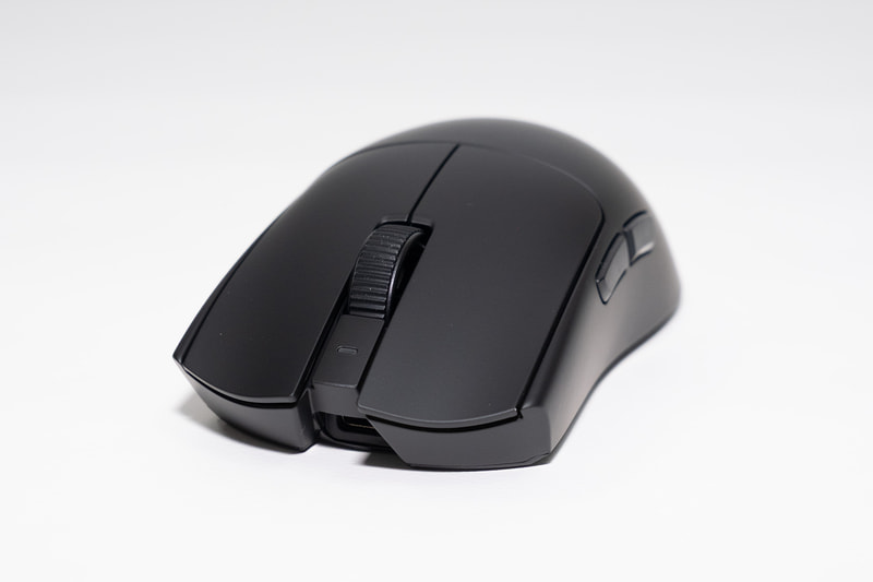 クリックボタンとホイールは光学式