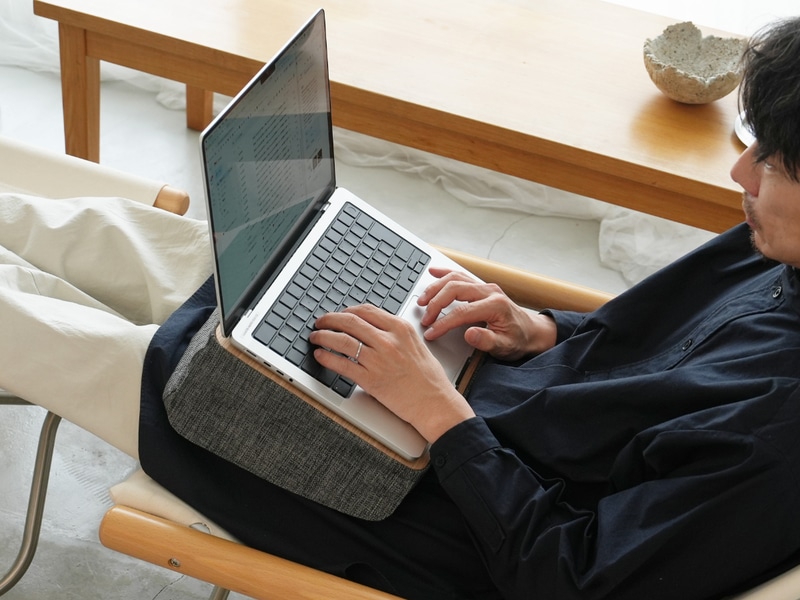 膝上でも使える