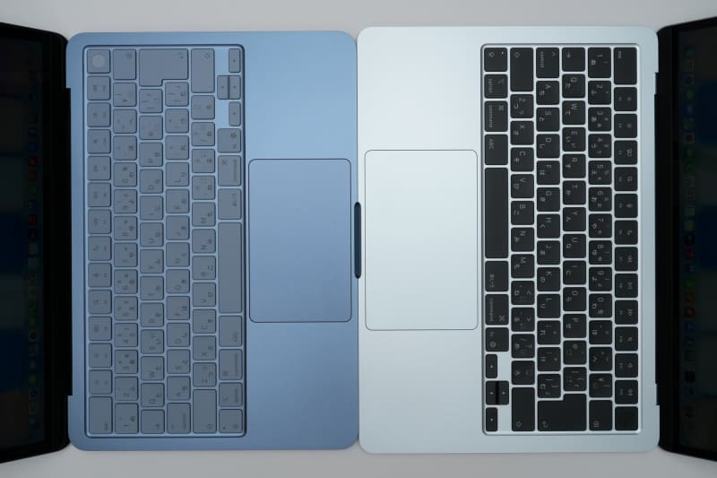 トラックパッドはNeoが実測115×72mm、13インチAirが実測128×80mm