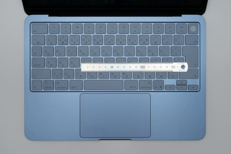 Neoのキーピッチは実測19.2mm、キーストロークは実測1.3～1.4mm