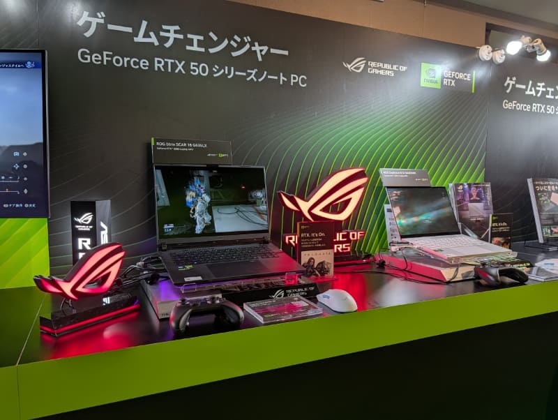 ASUS(ROG)のブース