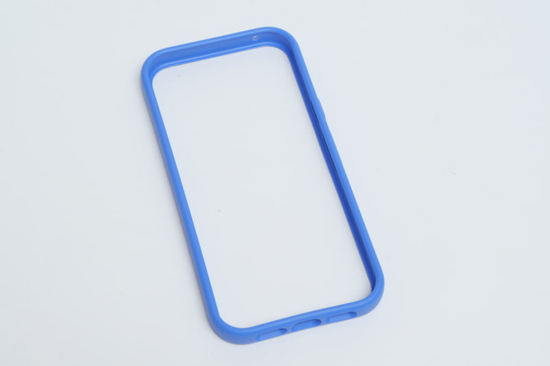 付属品のバンパーケース