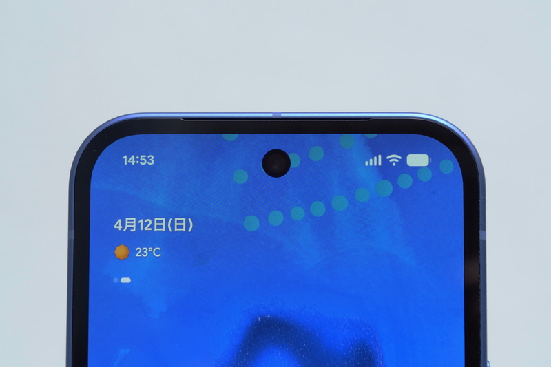 フロントカメラの仕様もPixel 9aから変わっていない