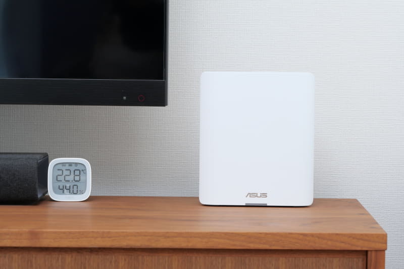 リビングルームのテレビ台に置いて違和感のないデザインも購入を後押し