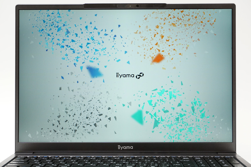 ディスプレイは16型で解像度はWUXGA(1,920×1,200ドット)