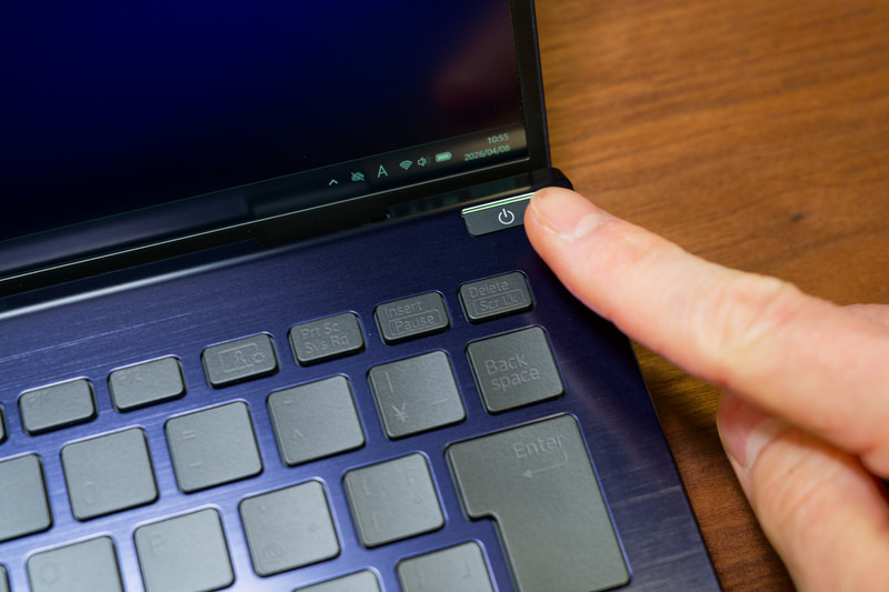 指紋センサー一体型電源ボタン