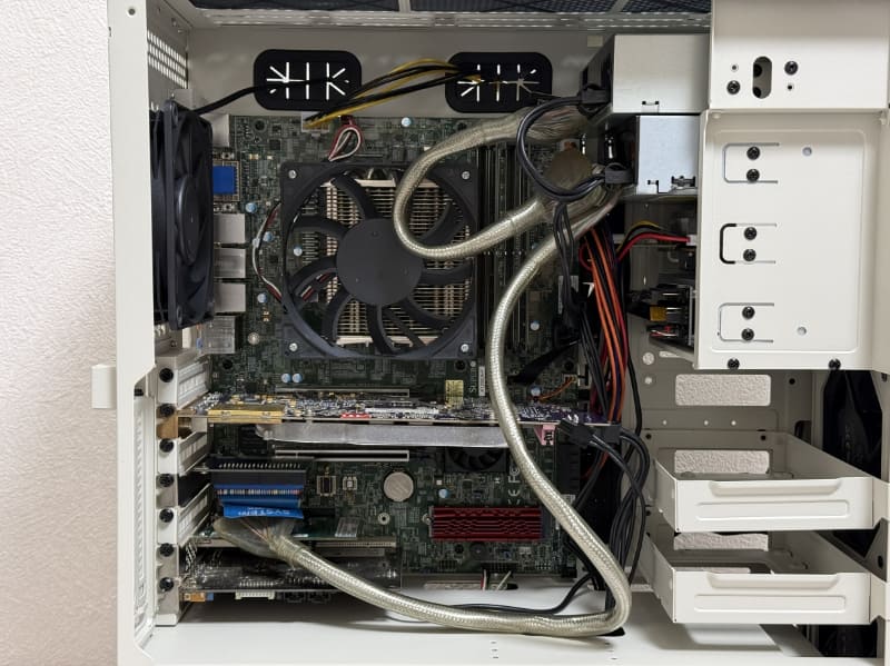 こちらはAll-in-Wonder X1900接続時