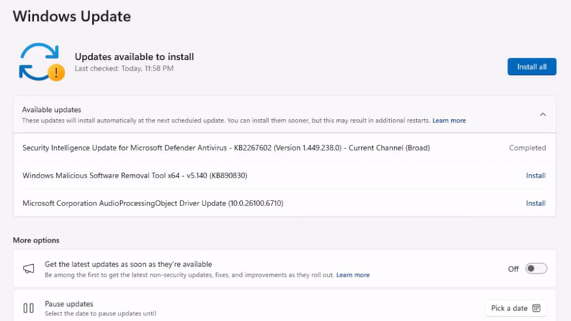 適用可能な更新プログラムはまとめて表示。手動で適用もできる