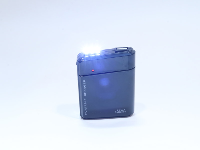 LEDライトを点灯したところ。なかなか明るい