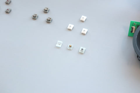 ボールでボールを支える新機構。エレコムのトラックボール「IST PLUS