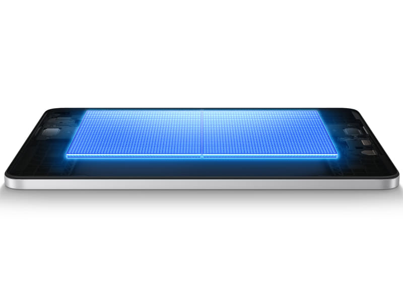 バッテリ容量は7,600mAh