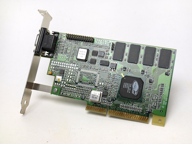 Rage 128 VR搭載のXPERT 99