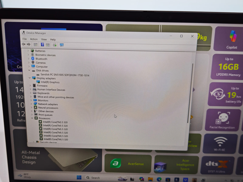 CPUはCore 7 350