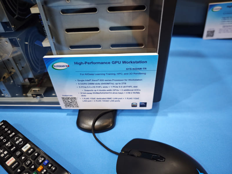 Xeon 600搭載ワークステーション(SYS-542AW-TR)