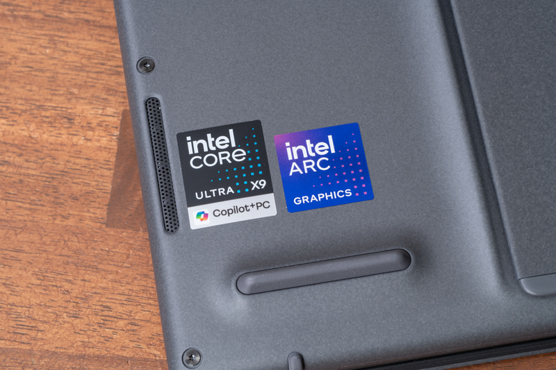 最新世代のIntel Core Ultra X9 388Hを搭載