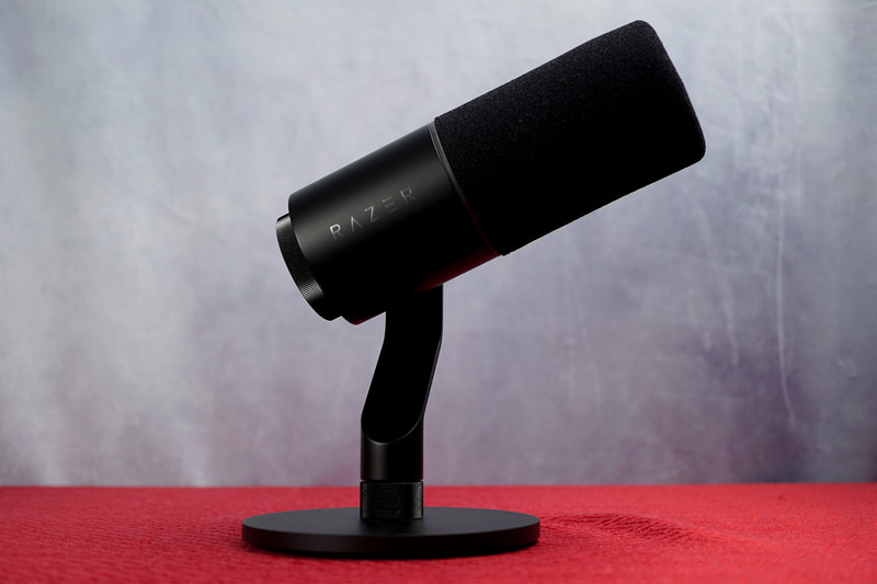「Razer Seiren V3 Pro」
