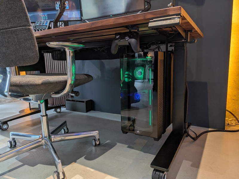 PCマウントを取り付けた例
