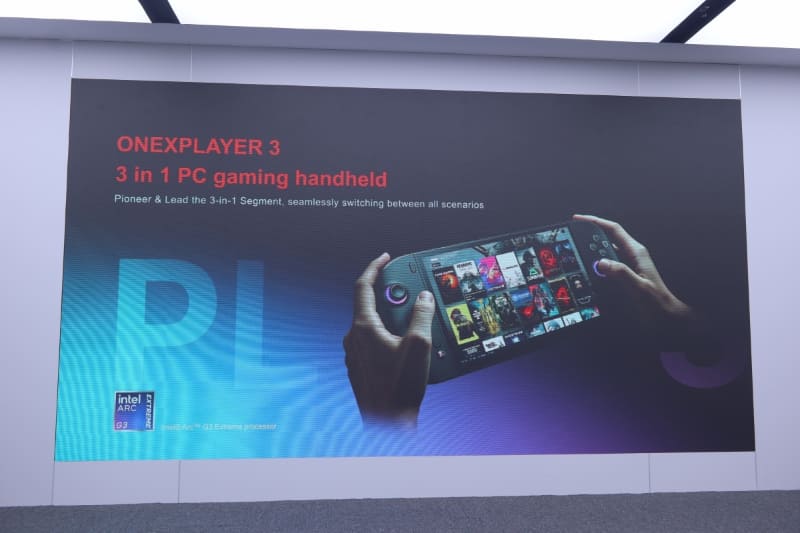 3-in-1をうたうONEXPLAYER 3