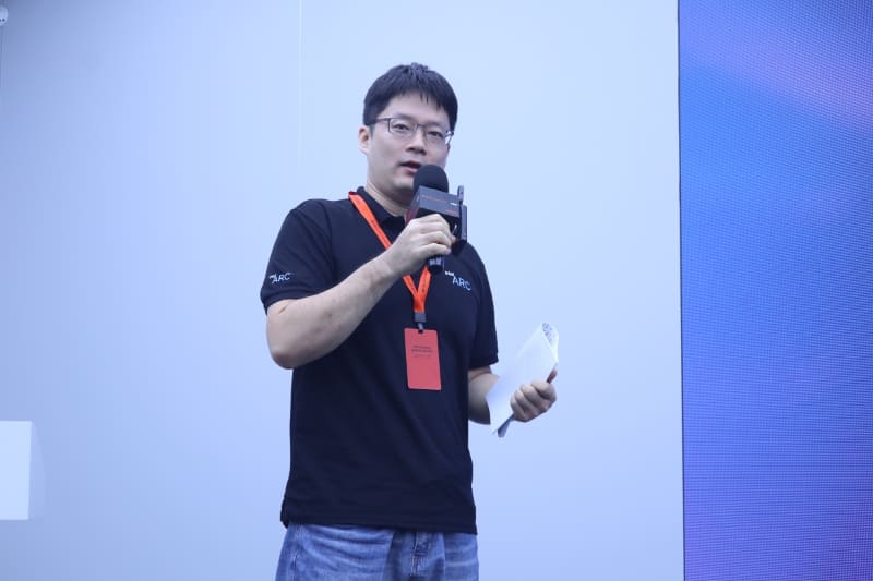 Intel CCG Technical ExpertのFang Sun氏