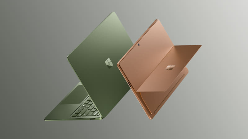 Snapdragon X2を搭載したSurface Laptop, 13.8-inch(左)とSurface Pro, 13-inch(右)(写真提供: Microsoft)