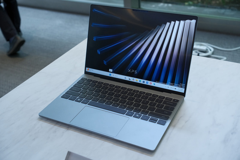 XPS 13(スカイ)