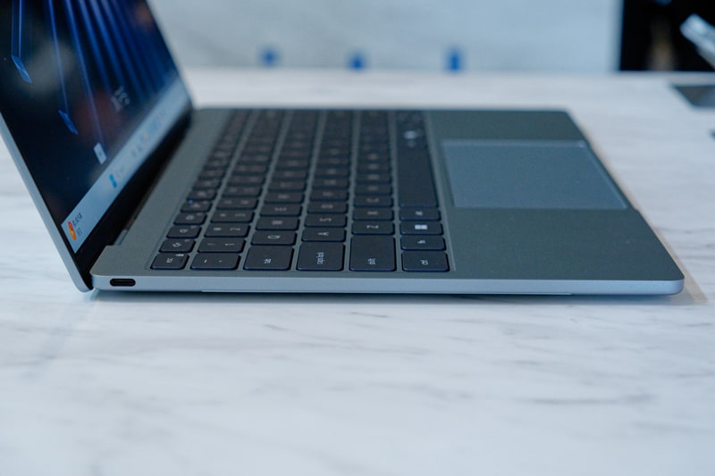XPS 13(ストーム)