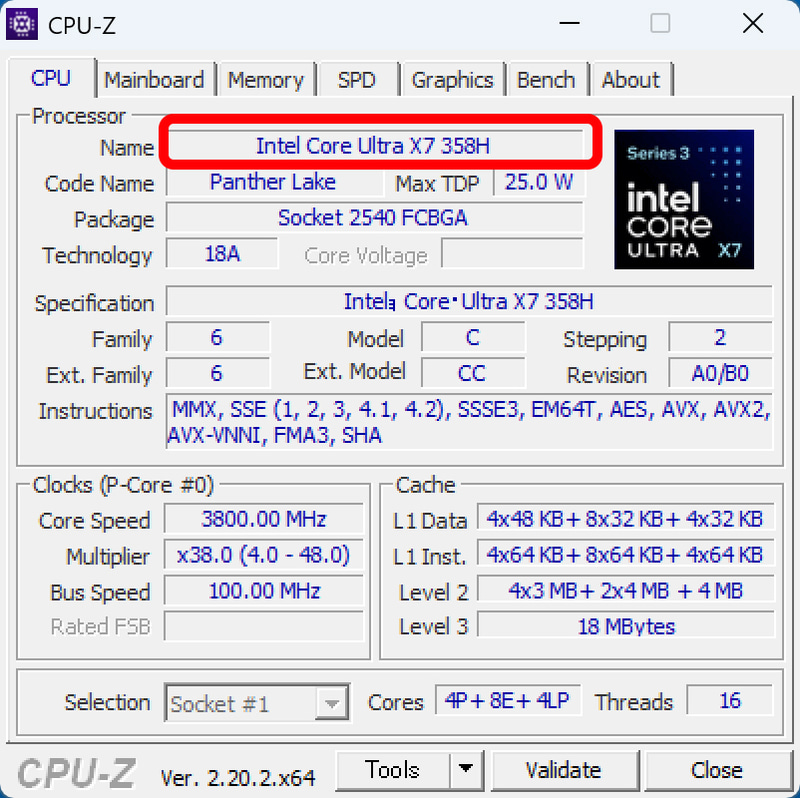 CPUはCore Ultra X7 358H。4P+8E+4LPの16コア構成だ