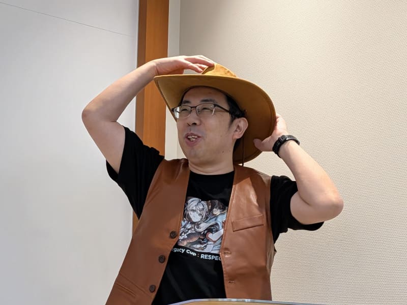後半戦はライターの芹澤正芳氏が登壇。今回が初となるCOMPUTEX取材とのことで、ユニークなMOD PCや変わり種のPCパーツなどを紹介した