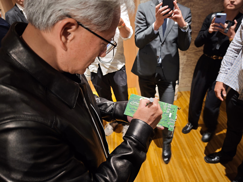 写真提供: 笠原一輝氏