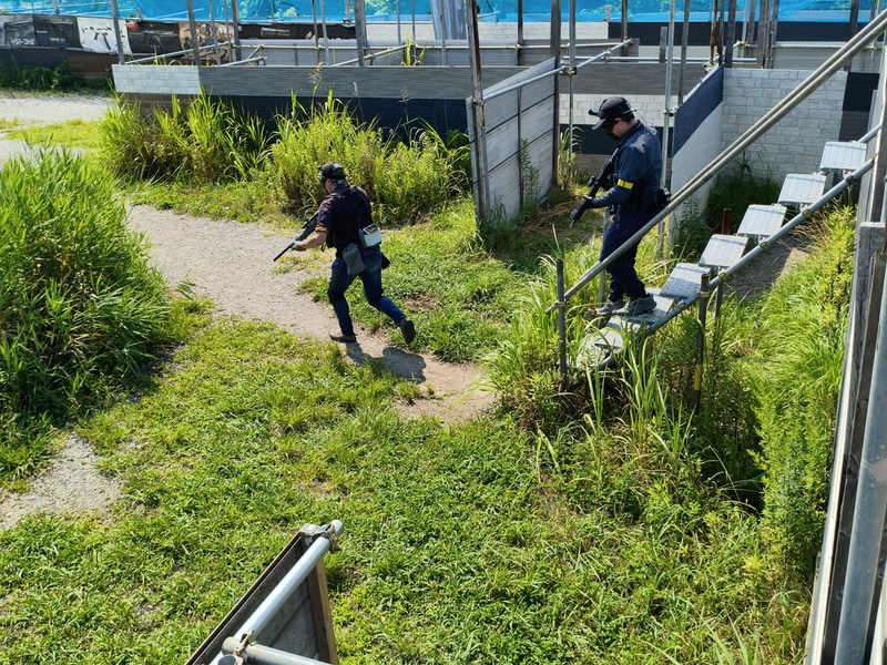 表ゲームと裏ゲームを合わせると約30分。これだけの時間、直射日光下でプレイするのはなかなかハードだ