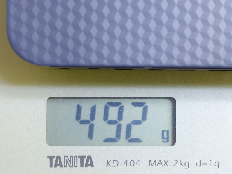 重量は実測で492g