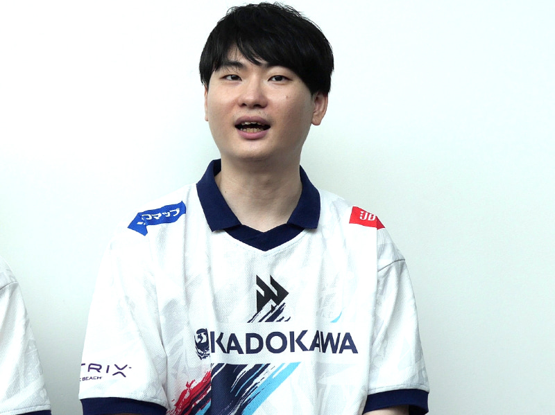 KADOKAWA FAV gamingの新リーダーとして気合い十分なりゅうきち。コメントの節々に自信が感じられるなど、リーダー効果が早くも出ている印象を受けた