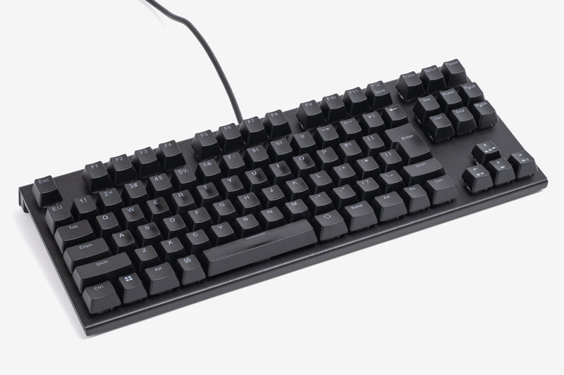 筆者所有の「REALFORCE GX1(X1UC13)」。購入して2年半で使い込まれた感じはあるが、不調はない
