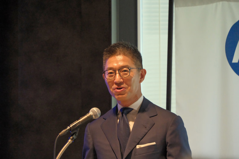 岡戸伸樹氏