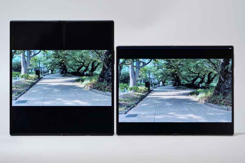 こちらはアスペクト比16:9の動画を表示した場合。Z Fold8 Ultra(左)は写真同様に上下に大きな非表示領域が発生。Z Fold8も非表示領域は発生するが、その割合は少なく、動画自体もより大きく表示できている