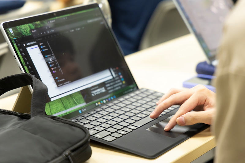 参加者に貸与されたMicrosoft Surface Pro