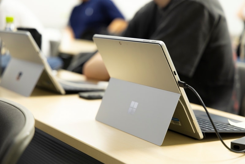 参加者に貸与されたMicrosoft Surface Pro